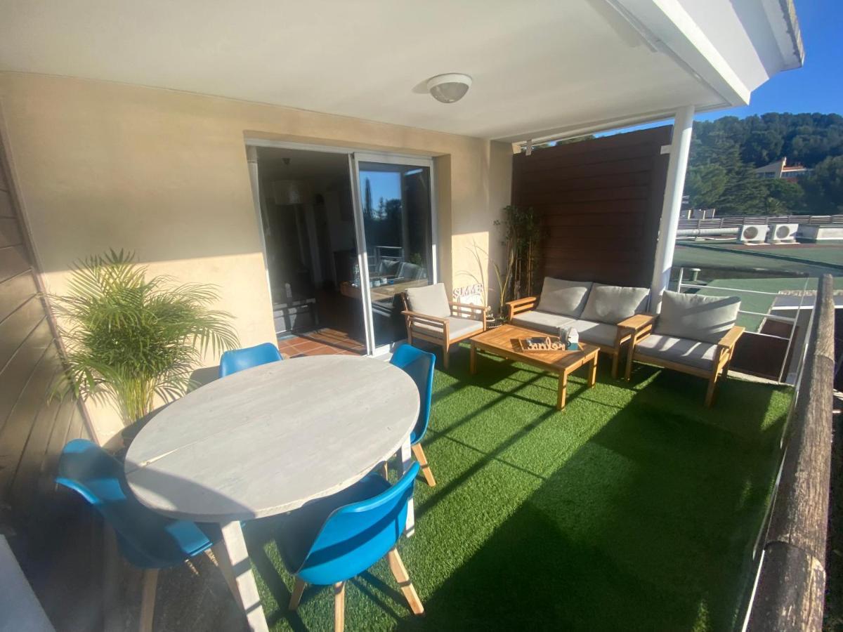 Weekends & Vacances La Ciotat Apartment ภายนอก รูปภาพ