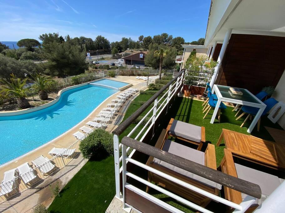 Weekends & Vacances La Ciotat Apartment ภายนอก รูปภาพ